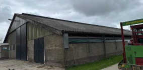 Asbestsanering en plaatsing sandwichpanelen