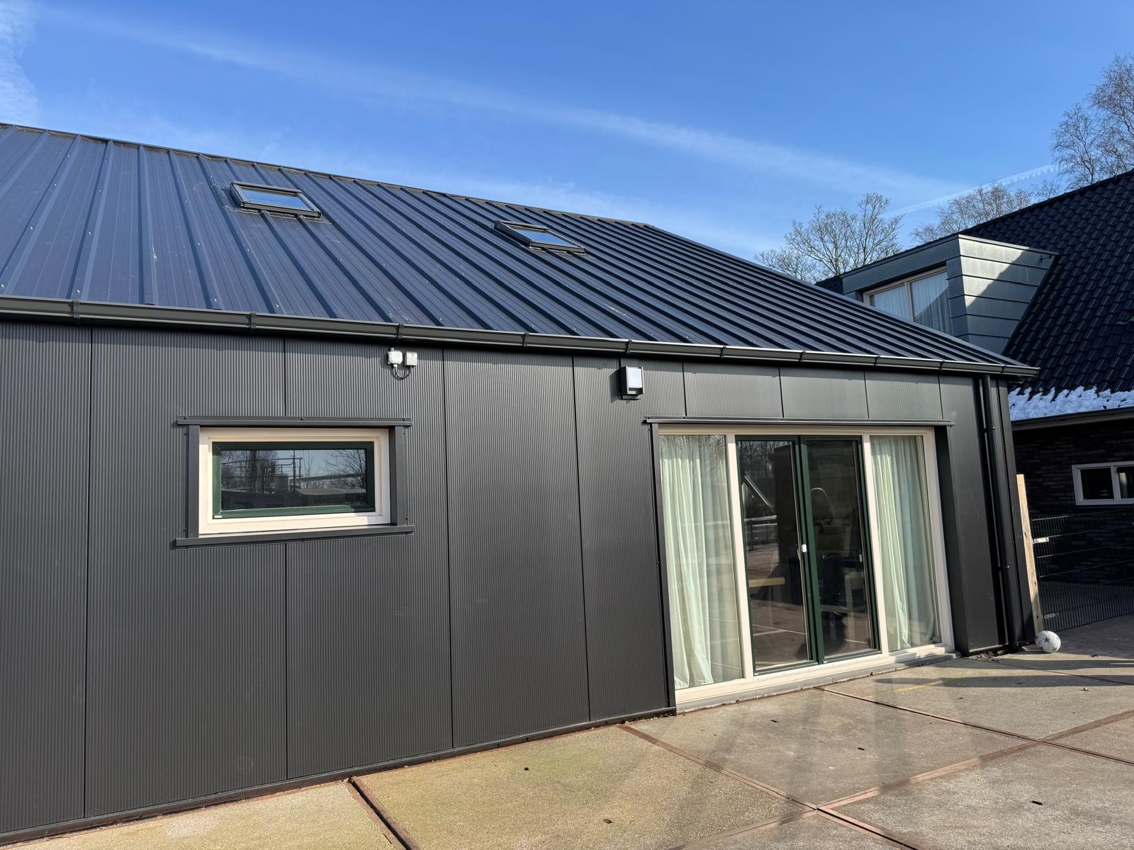 Renovatie loods heerenveen