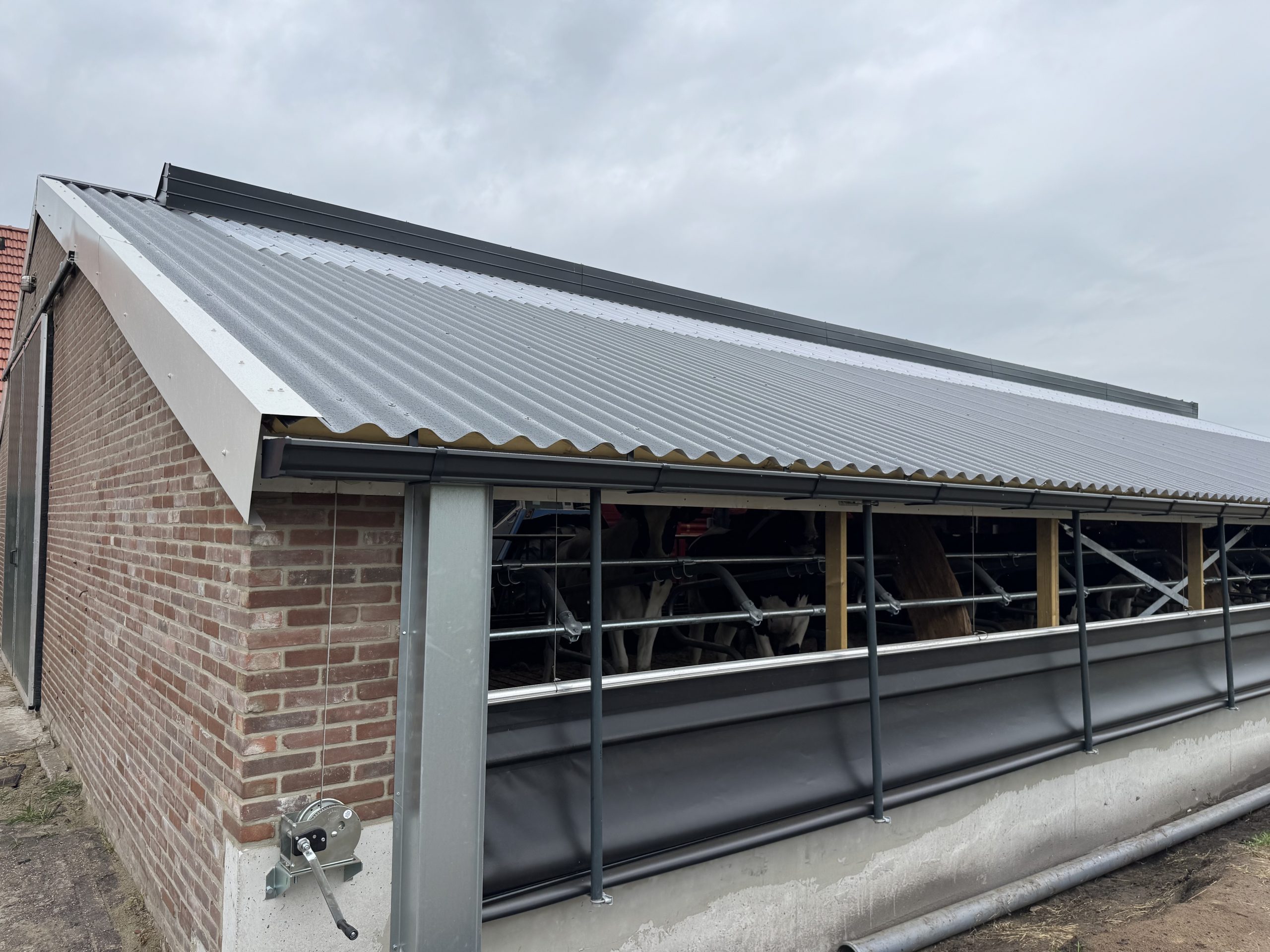 Stormschade ligboxenstal