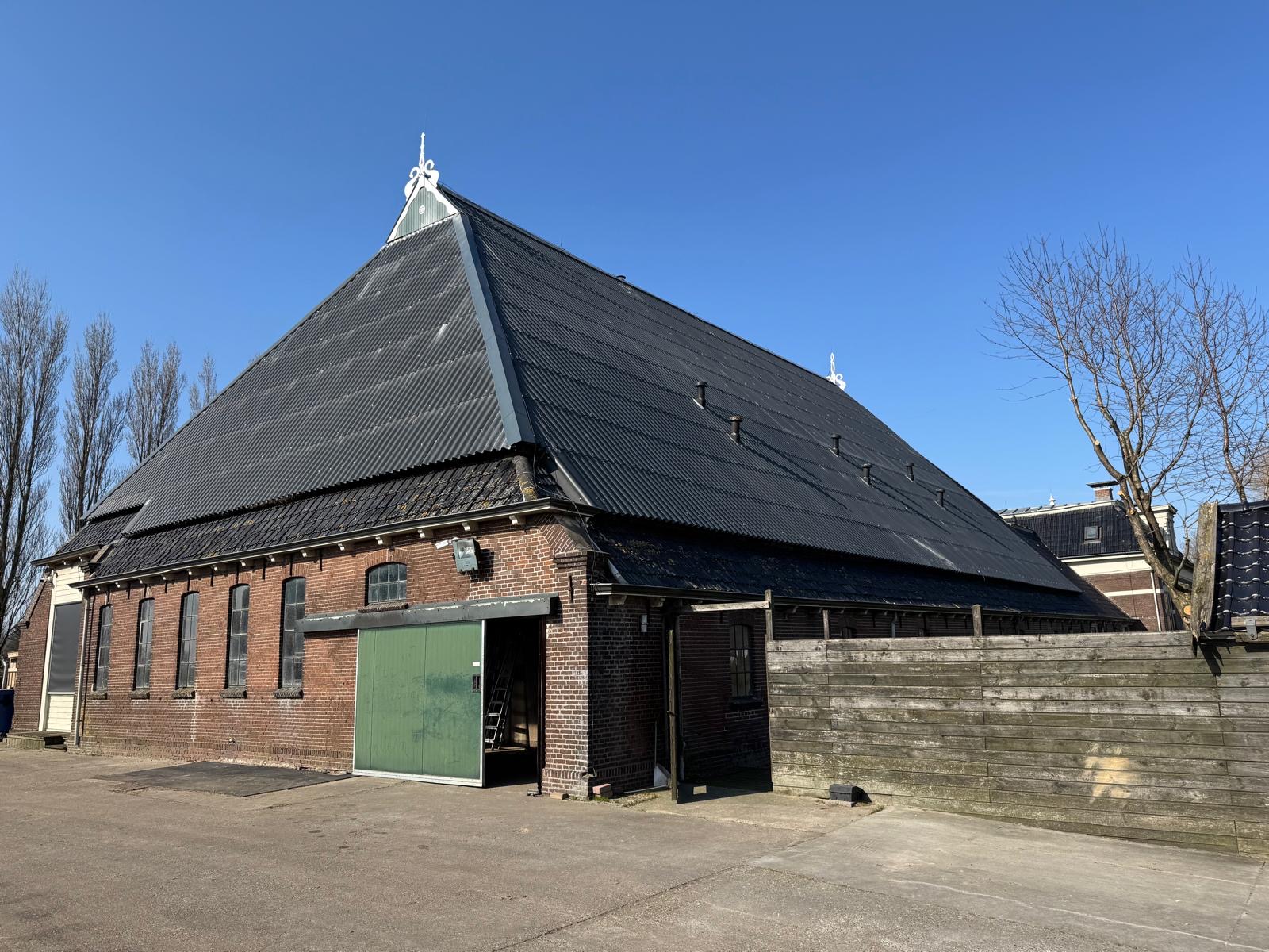 Vrouwenparochie dakrenovatie